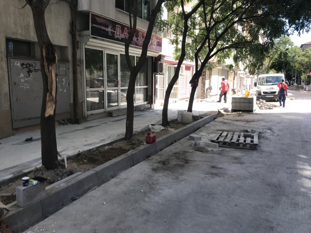 Продължава реконструкцията на ул. Иларион Макариополски“ в Пловдив в участъка