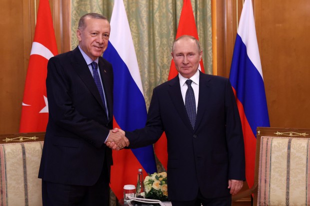 Ердоган отново ще предложи на Путин да организира среща със Зеленски