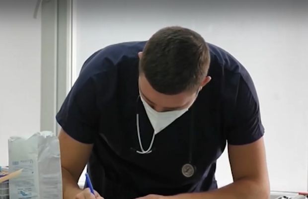 Многопрофилната болница в Добрич вдига заплатите на своите служители с
