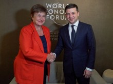Зеленски преговаря за финансиране с Кристалина Георгиева