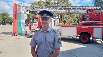 Противопожарната служба в Кюстендил показа техниката си