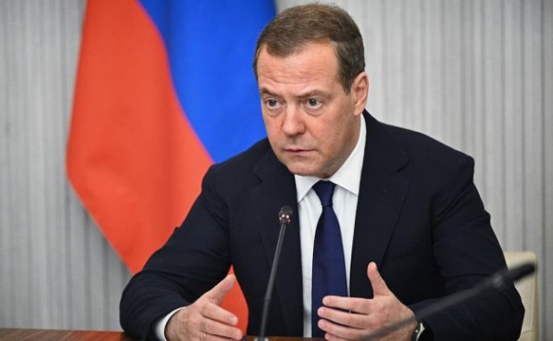 Медведев: Проектът за гаранции на Киев е "пролог към Трета световна война"