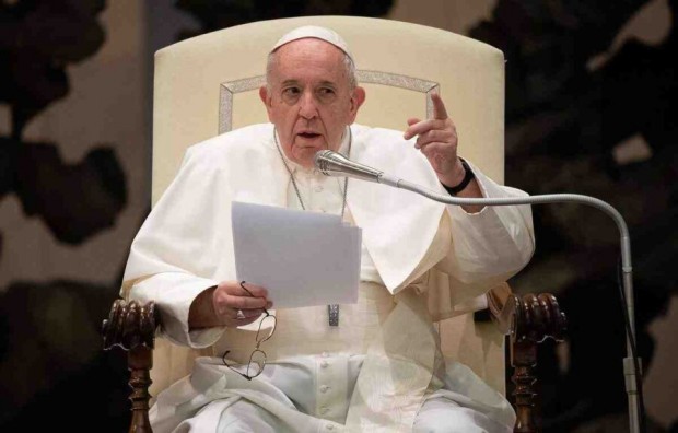 Бог не насочва религиите към война  Това заяви в сряда папа