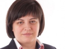 Диана Русинова: Две са хипотезите за преобръщането на камиона на АМ "Струма"