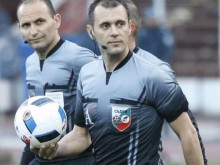 Драгомир Драганов ще ръководи мача между Левски и ЦСКА-София