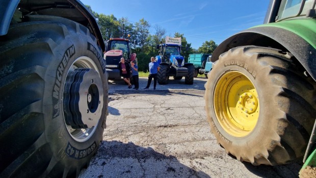 Земеделци от Врачанско се включиха в националния протест на зърнопроизводителите