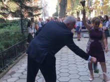 Кметът на Пловдив откри учебната година в СУ "Св. Патриарх Евтимий"