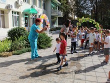 ДГ "Марица" в Пловдив подкрепи детската градина в Каравелово