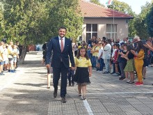 Увеличават се децата и учениците в община "Родопи"