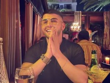 Неуспял чалга певец от Пловдив "удари джакпота"! Пристана на арабски шейх