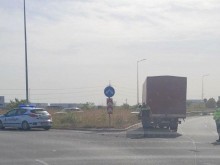 Два камиона са се ударили на пътя Пловдив - Асеновград