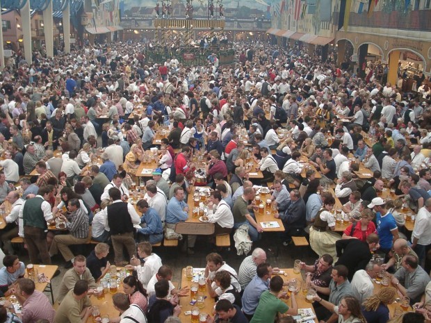 Прочутият бирен фестивал Октоберфест който беше отменен две поредни години