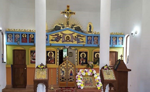 Вградиха свети мощи на Баташките новомъченици в храма на село Нови чифлик