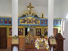 Вградиха свети мощи на Баташките новомъченици в храма на село Нови чифлик