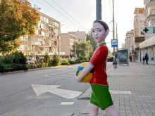 Фигури на пресичащи деца изострят вниманието на шофьорите в Стара Загора