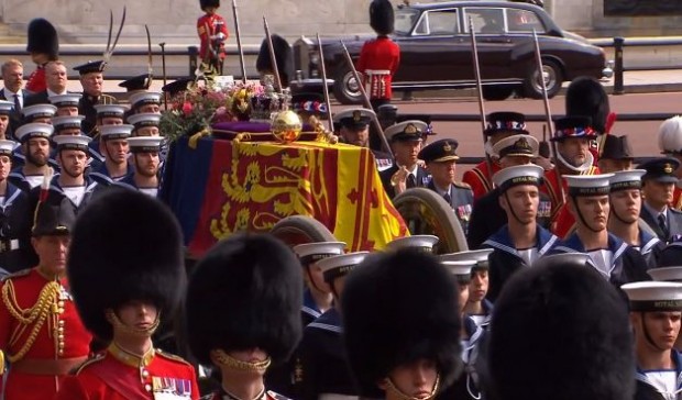 Светът се прощава с кралица Елизабет II Траурната церемония се