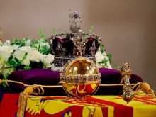 Положиха ковчега на Елизабет II в параклиса "Сейнт Джордж"