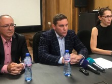 Нова чистка: Служебният кабинет освободи председателя и членове на КЗП