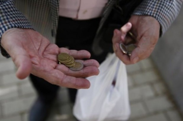 340 000 пенсионери остават под прага на бедност и след новото преизчисляване