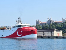Турция е готова да разположи "Оруч Реис" до месец