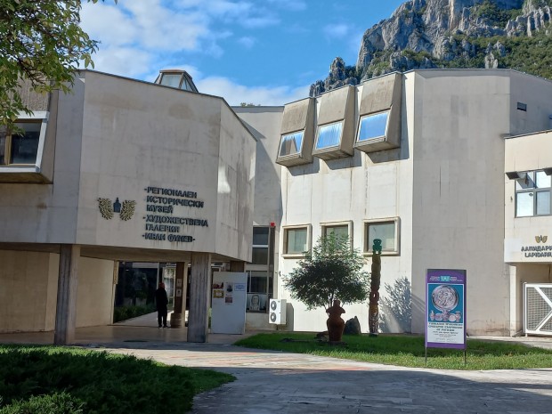 Регионален исторически музей във Враца представя любопитни факти и документи за честванията на Деня на Независимостта