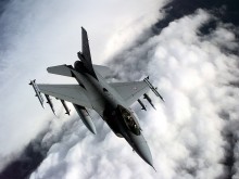 Димитър Стоянов: Приехме разход от 1,296 млрд. долара за 8 самолета F-16 Block 70