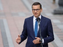 Премиерът на Полша: Русия ще се опита да унищожи Украйна