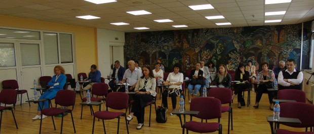 </TD
>Областният управител на област Пловдив проведе днес срещи във връзка