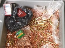 Контрабандни части за боеприпаси откриха митнически служители в багажа на пътник на МП Летище Варна