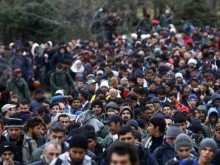 Конвой от 100 хиляди мигранти се е събрал в Одрин, опит за щурм на гръцката граница