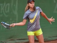 Виктория Томова загуби мача за титлата на турнира в Будапеща