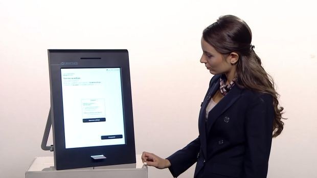 В Турция са изпратени 220 устройства за гласоподаване на парламентарните избори
