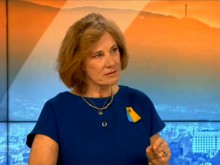Елена Поптодорова: Зависимости и липса на кураж не позволяват от 1997 г. да се проведе политическа дискусия за отношенията ни с Русия