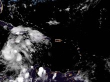 Обявиха извънредно положение във Флорида заради бурята "Иън"