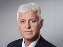Министър Димитър Стоянов: Няма пряка опасност от въвличането на България във въоръжен конфликт