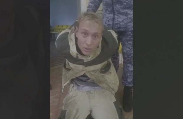 Местен разстреля от упор с пушка началник на руски мобилизационен център