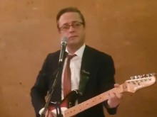 И Тома Биков пропя