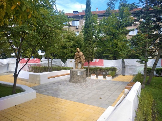 Официалното откриване на паметника на Александър Георгиев – Коджакафалията ще