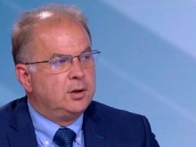 Чолаков: България няма да се управлява с песни и пенсиите няма да ги плаща Христо Петров