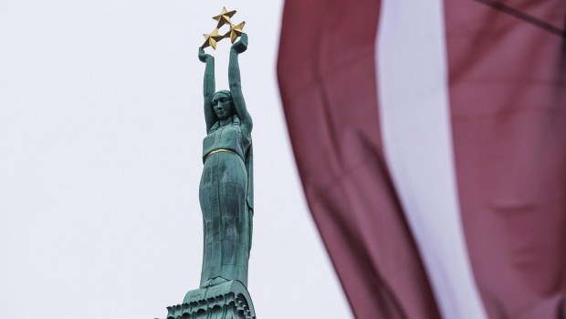 Латвия въвежда извънредно положение в граничните с Русия региони