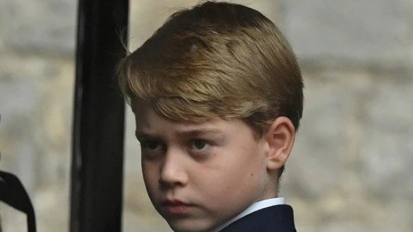 Принц Джордж демонстрира дръзко поведение към съучениците си 9 годишното момче