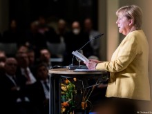 Меркел призова Запада да се отнася сериозно към думите на Путин
