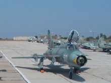 Министър Стоянов: Без полети докато не се уточни причината за инцидента на авиобаза "Безмер"