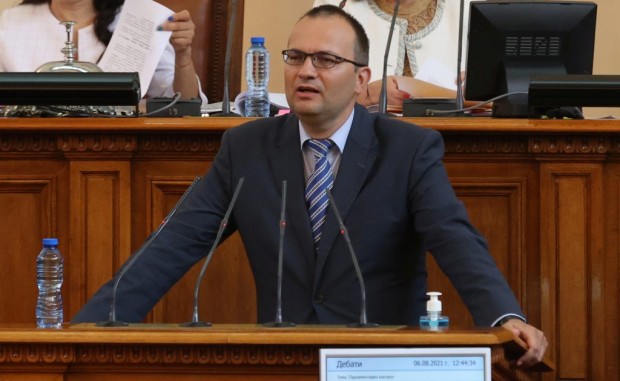 Мартин Димитров: "Демократична България" няма да вдига данъците. Имаме нужда от инвестиции и растеж