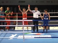 Силян Попов на четвъртфинал на Европейското първенство по бокс за юноши