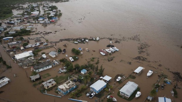Рон Десантис губернаторът на Флорида определи щетите нанесени от урагана