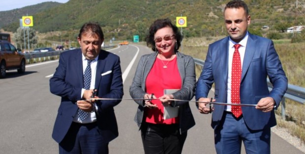 Министърът на регионалното развитие Иван Шишков сряза лентата на 2 3 километров