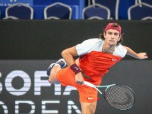 Лоренцо Музети на полуфинал на Sofia Open