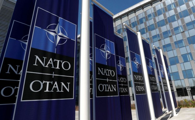Столтенберг не отговори на въпроса дали НАТО има готовност да приеме молбата на Украйна за членство