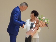 Кметът Иван Портних поздрави пенсионерите по случай Деня на възрастните хора